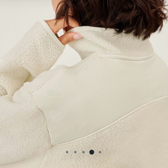 2 piece super cozy fluff fleece sweater and joggers Brand new, Medium - Picture 4 of 11